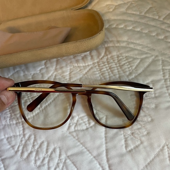 Chloe Glasses - Picture 5 of 12